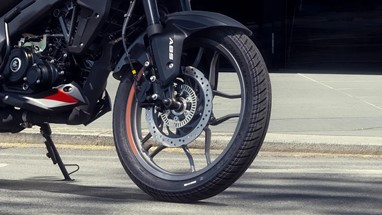 Bajaj Pulsar NS 125 2026 | Moto | Pulsar