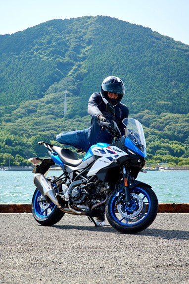 Suzuki SV-7GX | Moto | Estrada