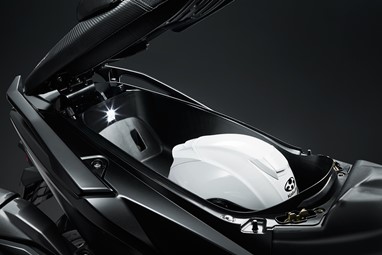 Kymco AK 550 | Scooter | Scooters 125 cc