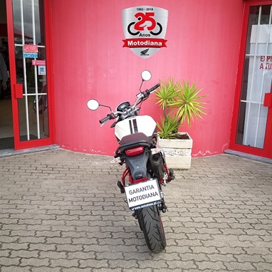 UM SCRAMBLER SPORT 125 | Moto