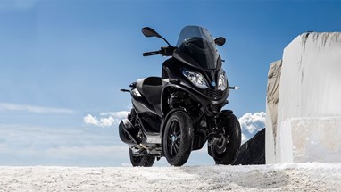Piaggio MP3 300 Deep Black | Scooter | Acima 125 CC