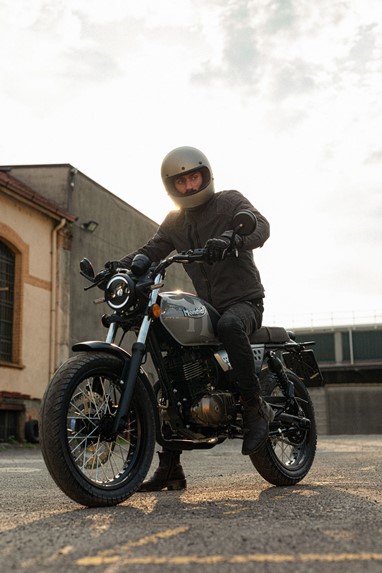 FB Mondial SPARTAN 125 CBS | Moto | Naked