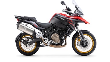 QJ Motor SRT 700X | Moto | Adventure