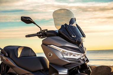 Voge SR4 Radar | Scooter | Scooters