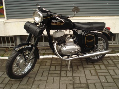 Jawa 250 | Moto