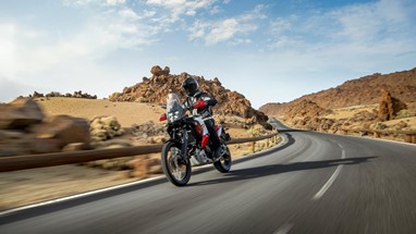 Yamaha Ténéré 700 World Raid 2026 | Moto | Aventura