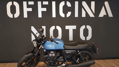 Moto Guzzi V7 III Stone | Moto