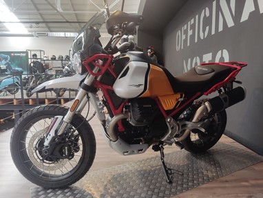 Moto Guzzi V85 Evocative | Moto