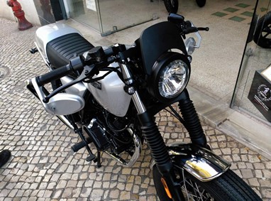 Brixton BX125 Café Racer | Moto