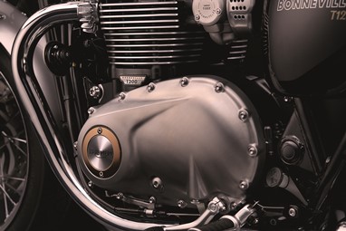Triumph Bonneville T120 | Moto | Classics