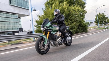 Moto Guzzi V100 S | Moto | V100