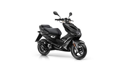 Yamaha Aerox R Naked | Scooter | Scooters