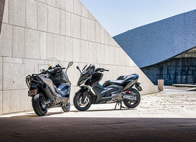 Kymco AK550 Premium | Scooter | Maxiscooters