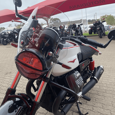 Moto Guzzi V7 STONE TEEN | Moto