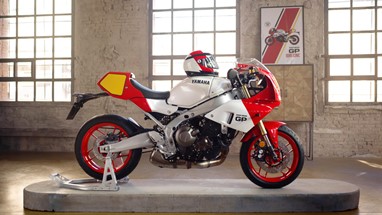 Yamaha XSR900 GP 2024 | Moto | Sport Heritage