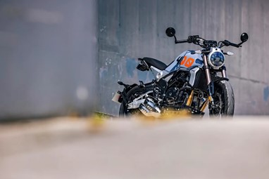 ATAC Komet 400 | Moto | Retro Modernas
