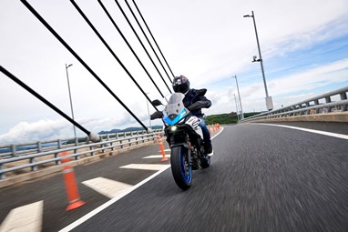 Suzuki SV-7GX | Moto | Estrada