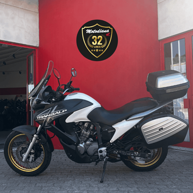 Honda Transalp 700 | Moto