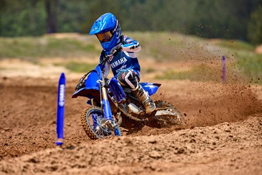 Yamaha YZ65 2026 | Moto | Competição