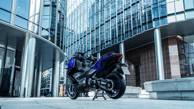 Yamaha TMAX 2026 | Scooter | Desporto