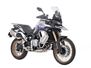 Voge 900DSX | Moto | Adventure