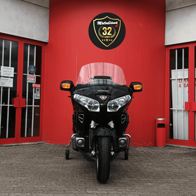 Honda Goldwing 1800 With Landing Gear | Moto