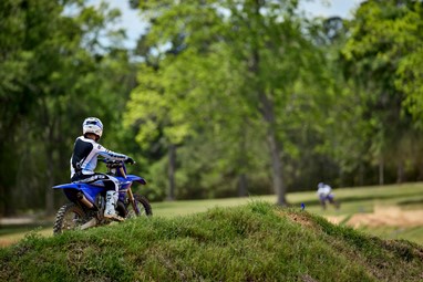 Yamaha YZ125 2026 | Moto | Competição