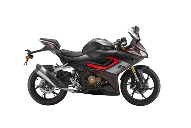 QJ Motor SRK 125 R | Moto | Street