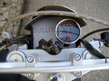 Bullit Hero 125 Scrambler 125 - NOVA - 0 km - 11 kW | Moto