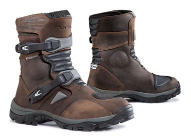 FORMA Adventure Low Castanho | Botas