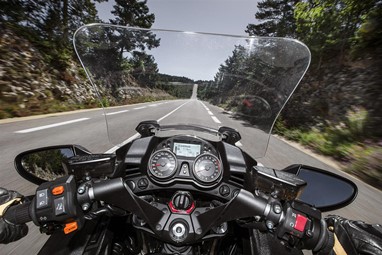Kawasaki GTR 1400 | Moto | Sport Tourer