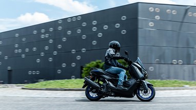 Yamaha NMAX 125 2025 | Scooter | Desporto