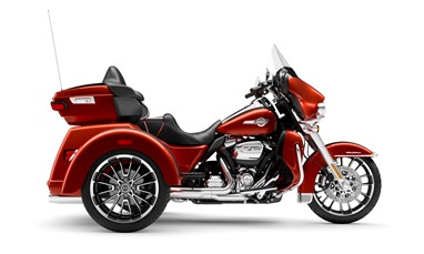 Harley Davidson TRI GLIDE ULTRA 2025 | Moto | Trike