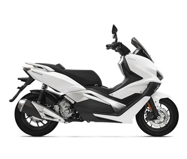 Keeway Vieste 300 | Scooter | Scooters