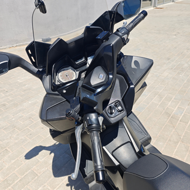 Honda Forza 125 | Scooter