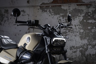 Benelli Leoncino Bobber 400 | Moto | Scrambler