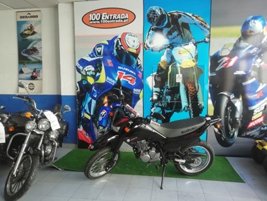 Suzuki DR 125 SM | Moto