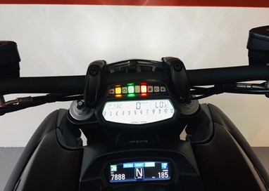 Ducati Diavel Dark | Moto