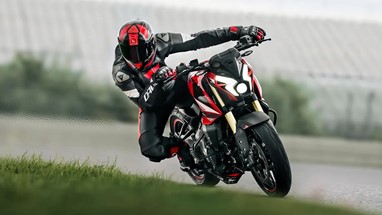Bajaj Dominar 400 2026 | Moto | Dominar