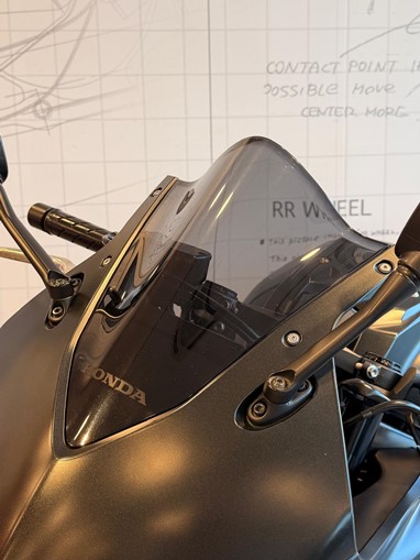 Honda CBR 650R E-Clutch | Moto